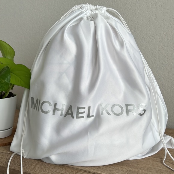 Michael Kors Rhea Signature Logo Zip Medium Backpack - Smokey Rose Multi - Picture 3 of 17